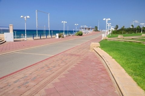 Nahariya promenade